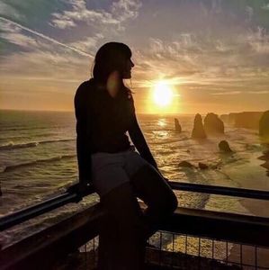 Meet your Posher, Negar